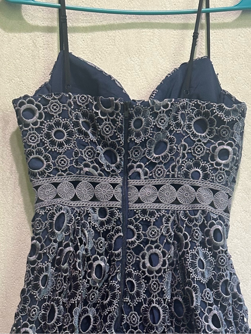 Self-Portrait Azaelea Floral Embroidery Cut-Out Midi Strap Dress in Navy Sz 4 - Picture 15 of 15